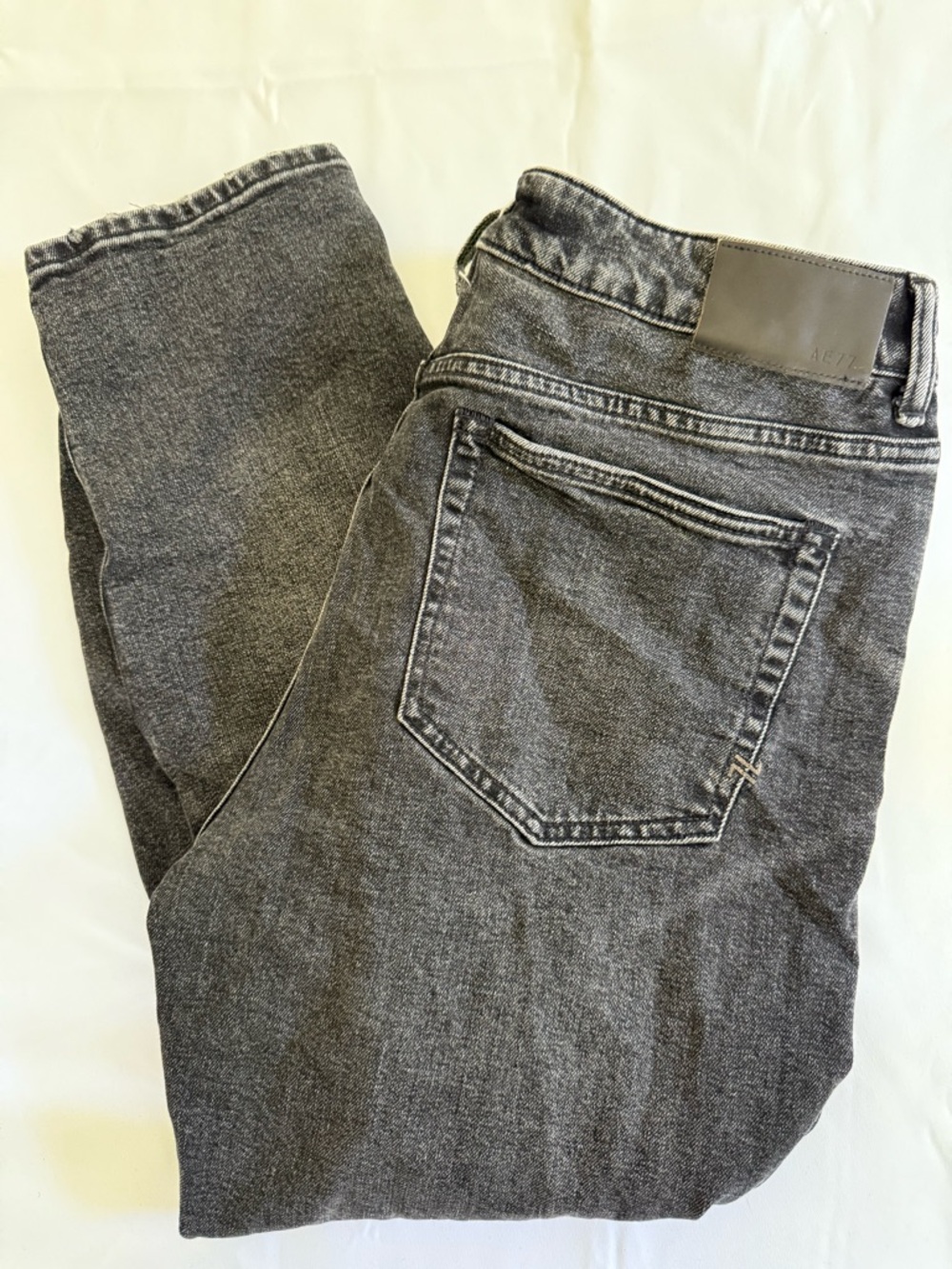 American Eagle Outfitters AE77 Women's Mom Jeans Black Size 14S